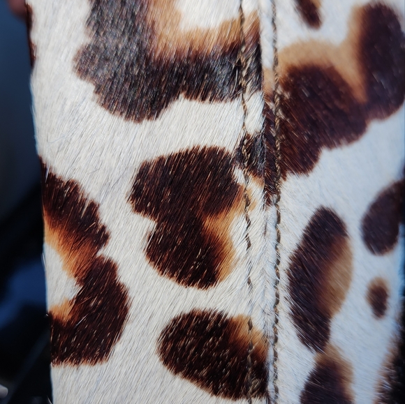 Don Caster Leather Purse - Picture 11 of 16